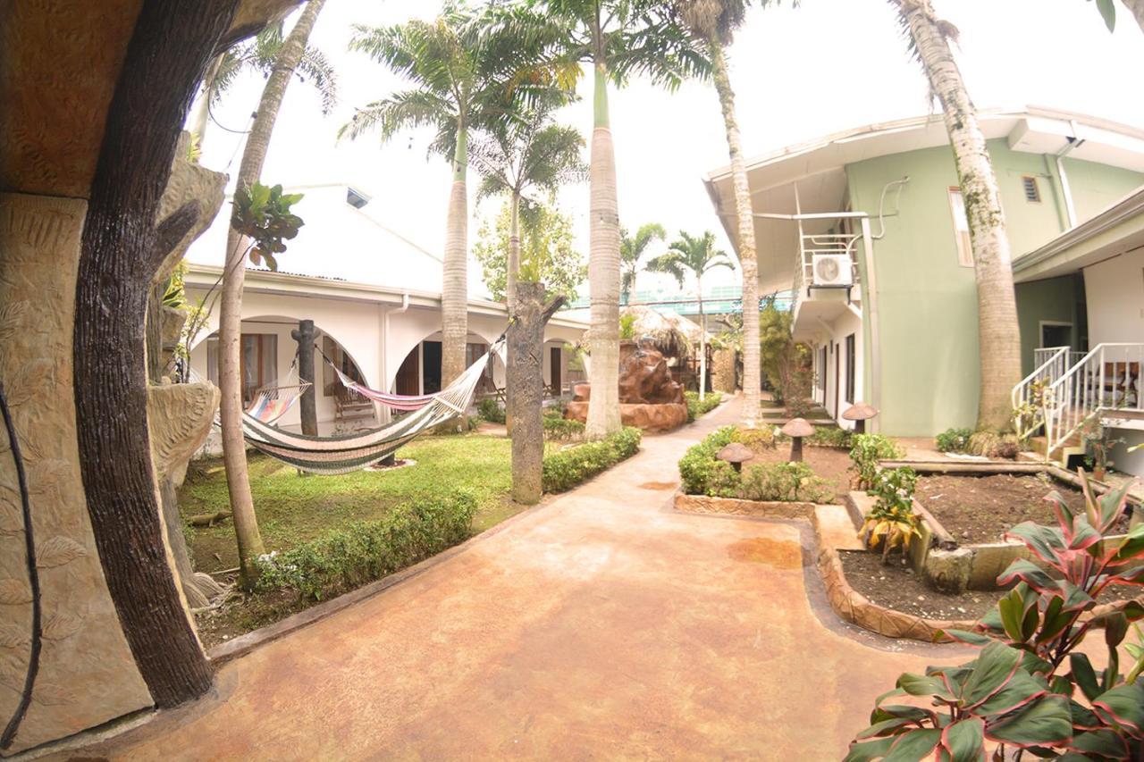 Arenal Poshpacker Hostel La Fortuna ภายนอก รูปภาพ