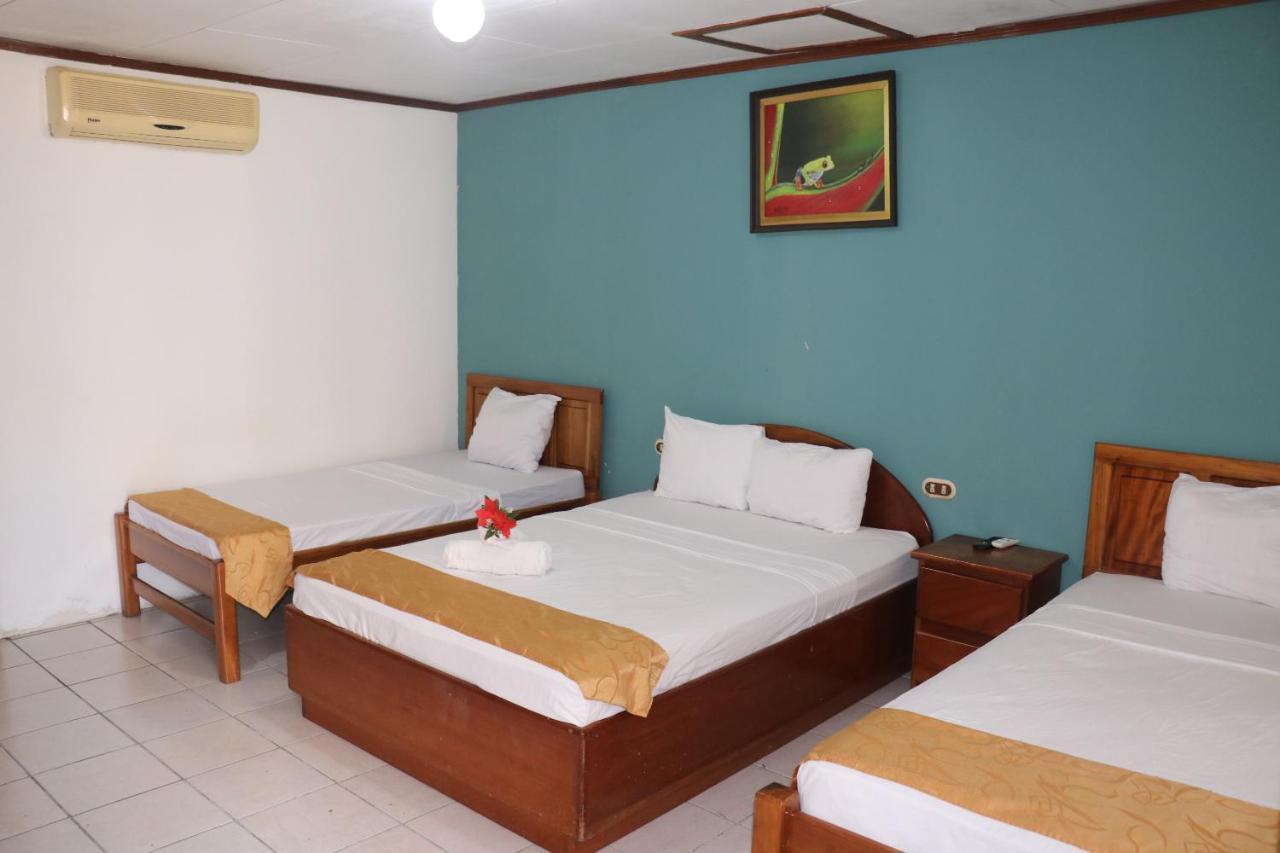 Arenal Poshpacker Hostel La Fortuna ภายนอก รูปภาพ