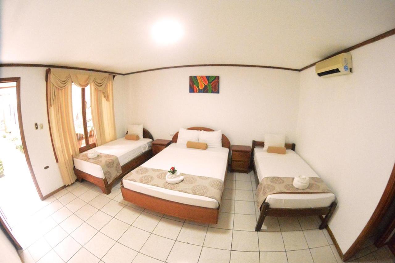 Arenal Poshpacker Hostel La Fortuna ภายนอก รูปภาพ