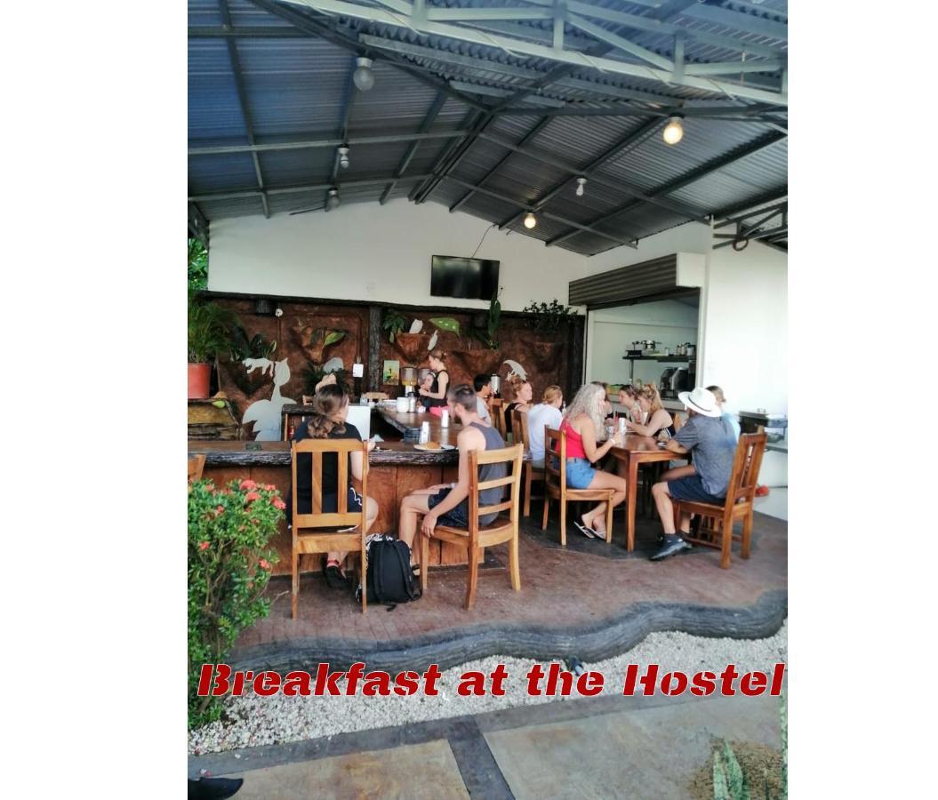 Arenal Poshpacker Hostel La Fortuna ภายนอก รูปภาพ