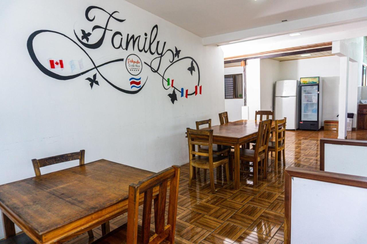 Arenal Poshpacker Hostel La Fortuna ภายนอก รูปภาพ
