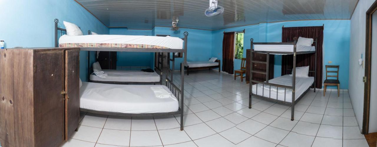 Arenal Poshpacker Hostel La Fortuna ภายนอก รูปภาพ