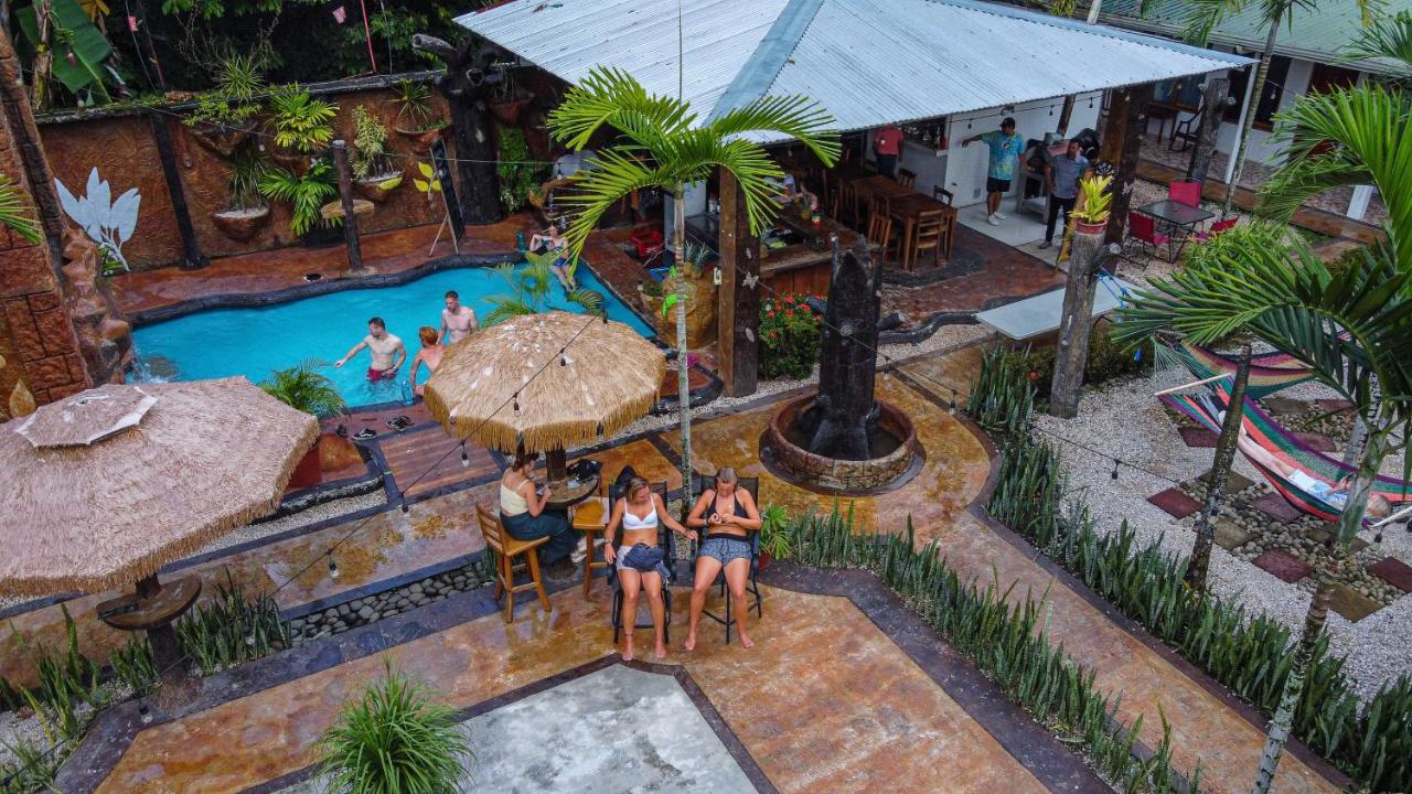 Arenal Poshpacker Hostel La Fortuna ภายนอก รูปภาพ