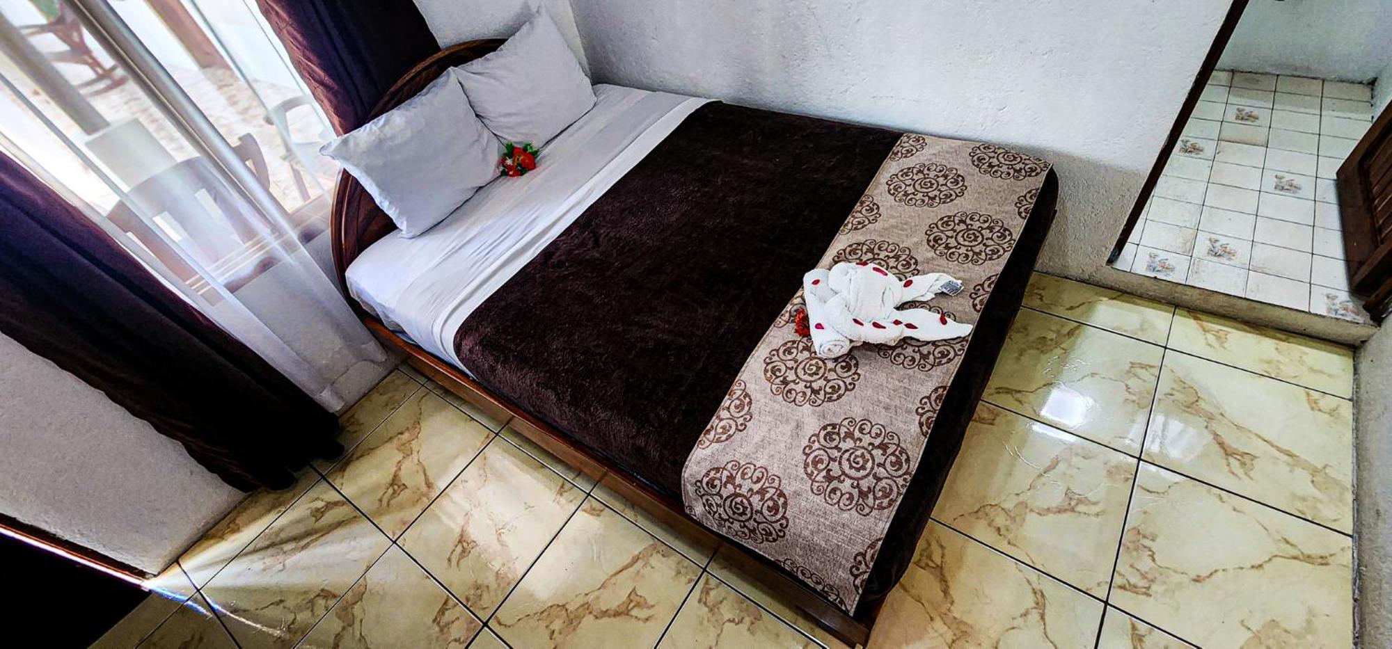 Arenal Poshpacker Hostel La Fortuna ภายนอก รูปภาพ