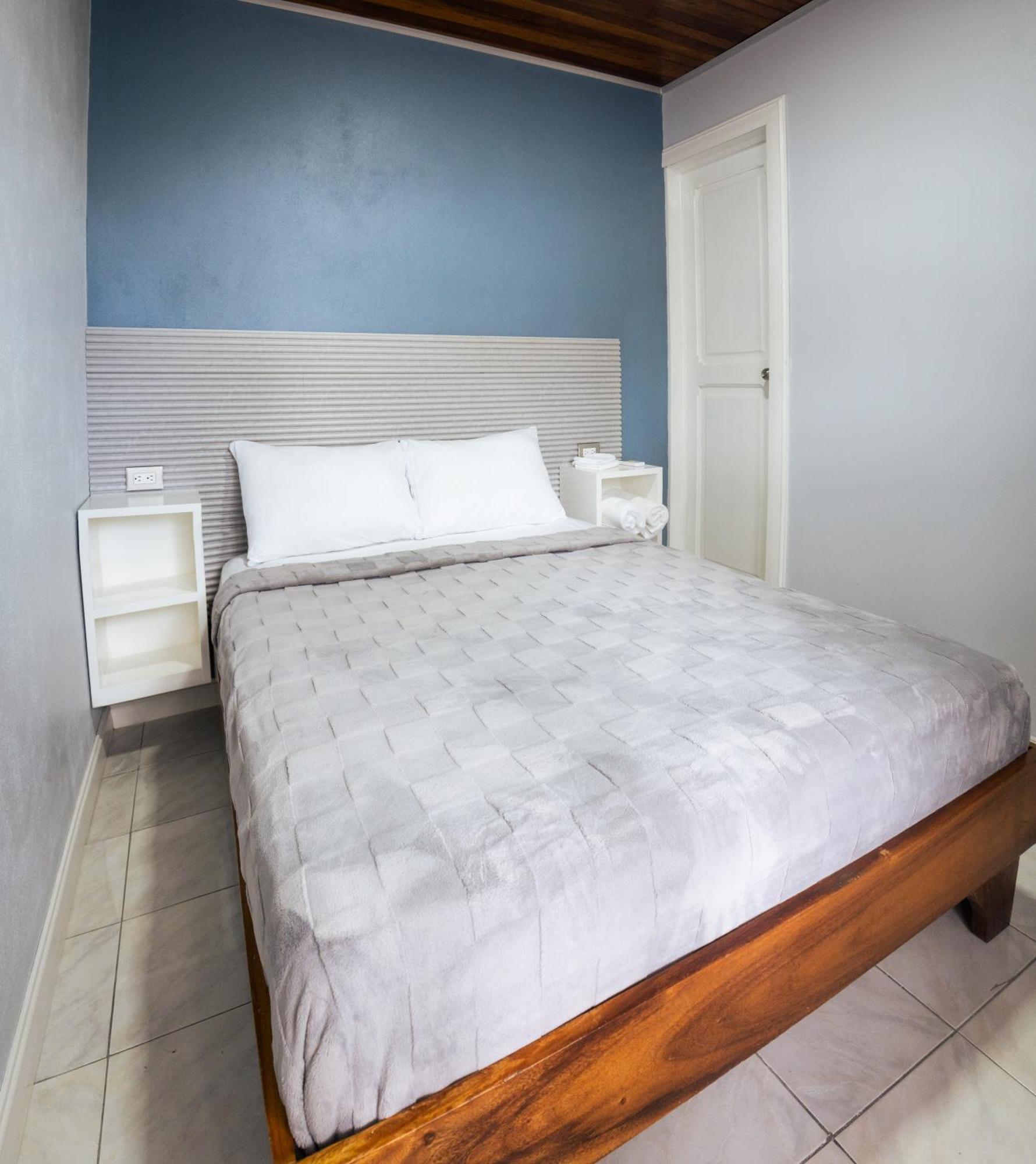 Arenal Poshpacker Hostel La Fortuna ภายนอก รูปภาพ